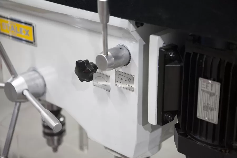 Сверлильно-резьбонарезной станок STALEX MTB-25