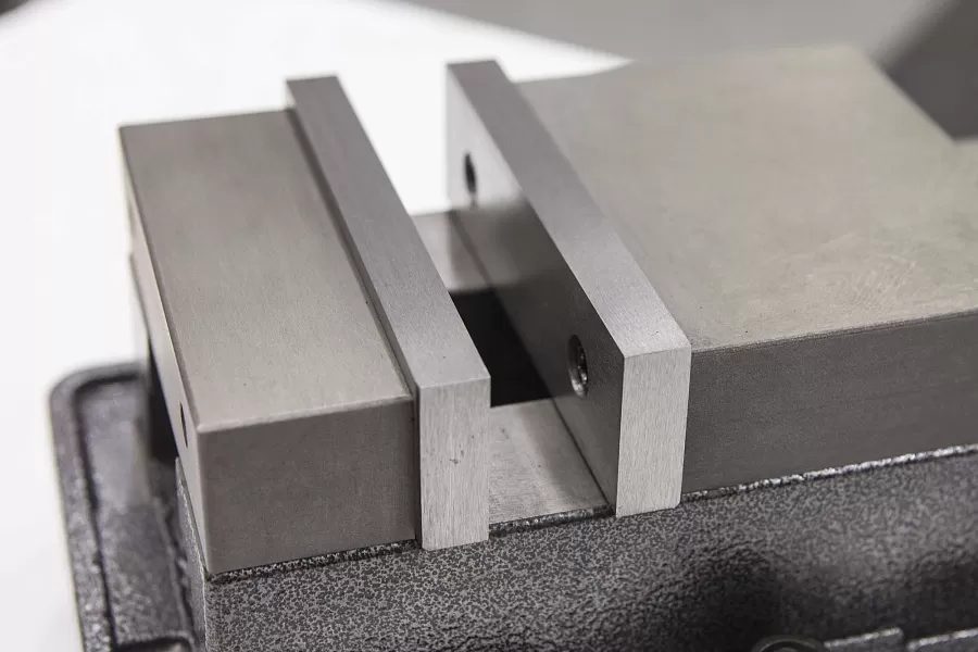 Тиски станочные Stalex QM16125