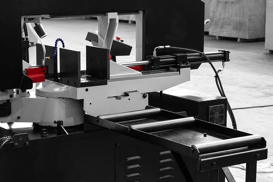 Гидравлический ленточнопильный станок Stalex BS-460G-JC