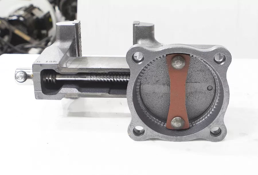 Тиски слесарные STALEX "Горилла", 150 х 125 мм