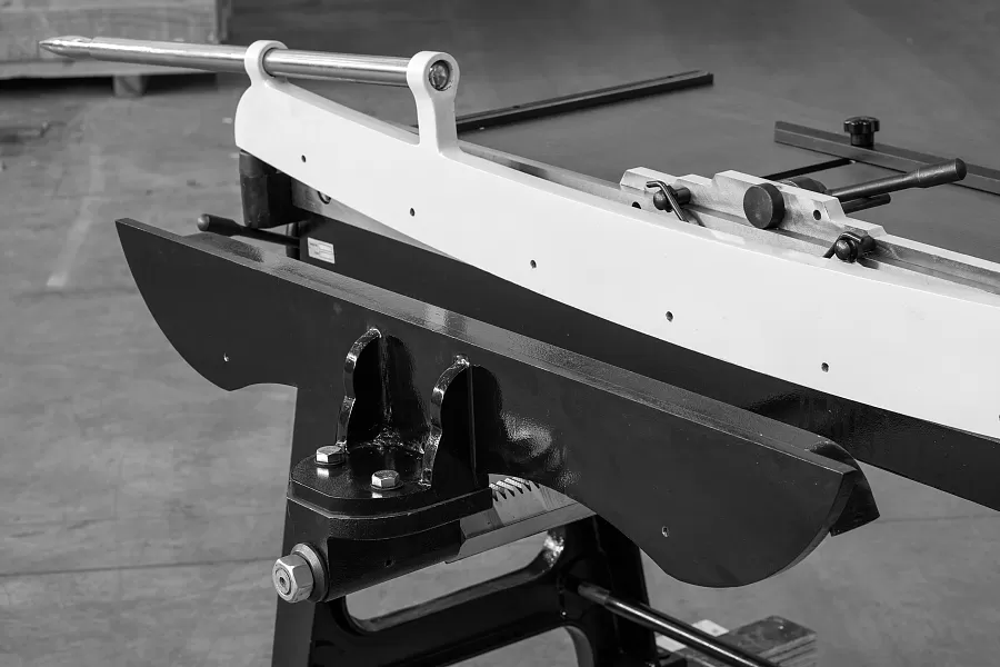 Гильотина ручная сабельного типа Stalex KHS-1000